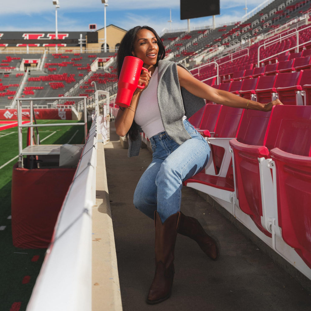 HydroJug Traveler - 32 oz Water Bottle with Handle & Flip Straw - Fits in Cup Holder, Leak Resistant Tumbler-Reusable Insulated Stainless Steel & Rubber Base - Gifts for Women & Men, Pink Sand